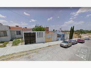 Casa en Villa de Nuestra Señora de La Asunción Sector Alameda, Aguascalientes, Aguascalientes