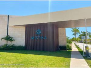 Terreno en venta en Yucatán Country Club, Mérida — foto 2 de 15