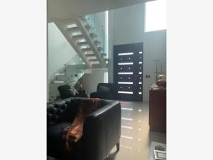 Casa en venta en Yerbaniz, Santiago — foto 3 de 17