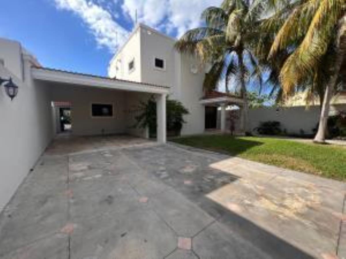 Casa en venta en Residencial Colonia México, Mérida — foto 1 de 44