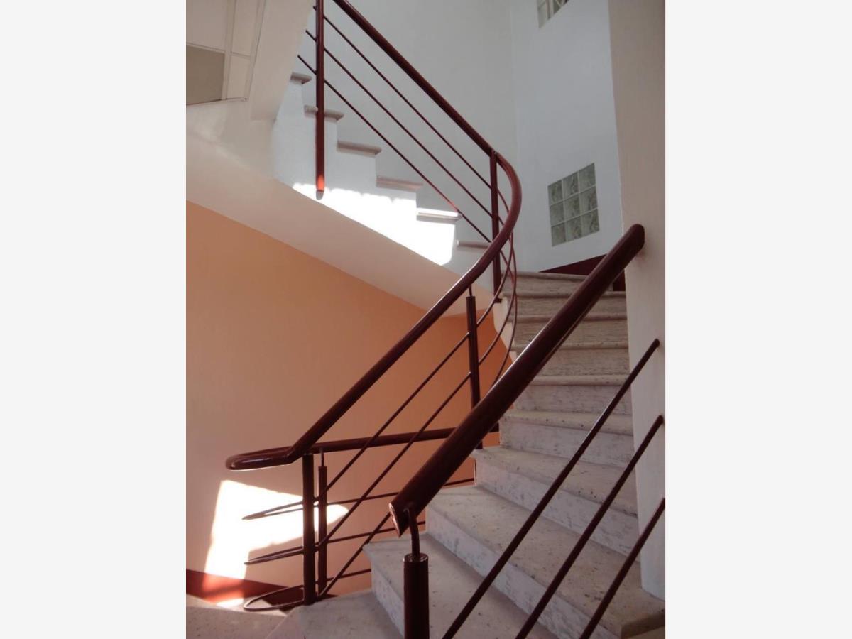 Edificio en renta en Ventura Puente, Morelia — foto 1 de 25