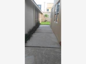 Casa en renta en Maria de la Piedad, Coatzacoalcos — foto 3 de 24