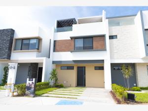Casa en venta en San José Novillero, Boca del Río, Veracruz de Ignacio de la Llave