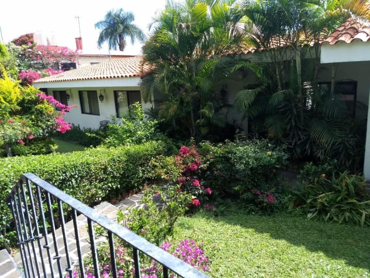 Casa en venta en Lomas del Mirador, Cuernavaca — foto 1 de 4