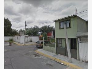 Casa en venta en Villas Santín, Toluca — foto 3 de 7