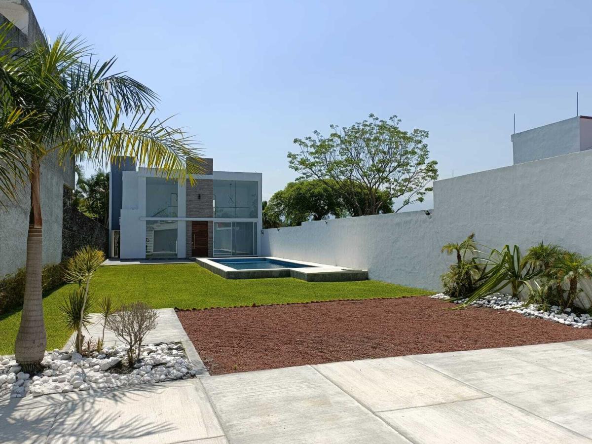Casa en venta en Las Fincas, Jiutepec — foto 1 de 14