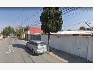 Casa en venta en Villa de las Flores 1a Sección (Unidad Coacalco), Coacalco de Berriozábal — foto 2 de 5