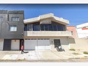 Casa en Jardines de San Manuel, Puebla, Puebla