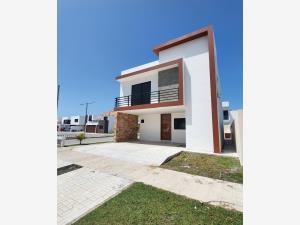 Casa en venta en Los Manantiales Residencial, Alvarado — foto 2 de 21