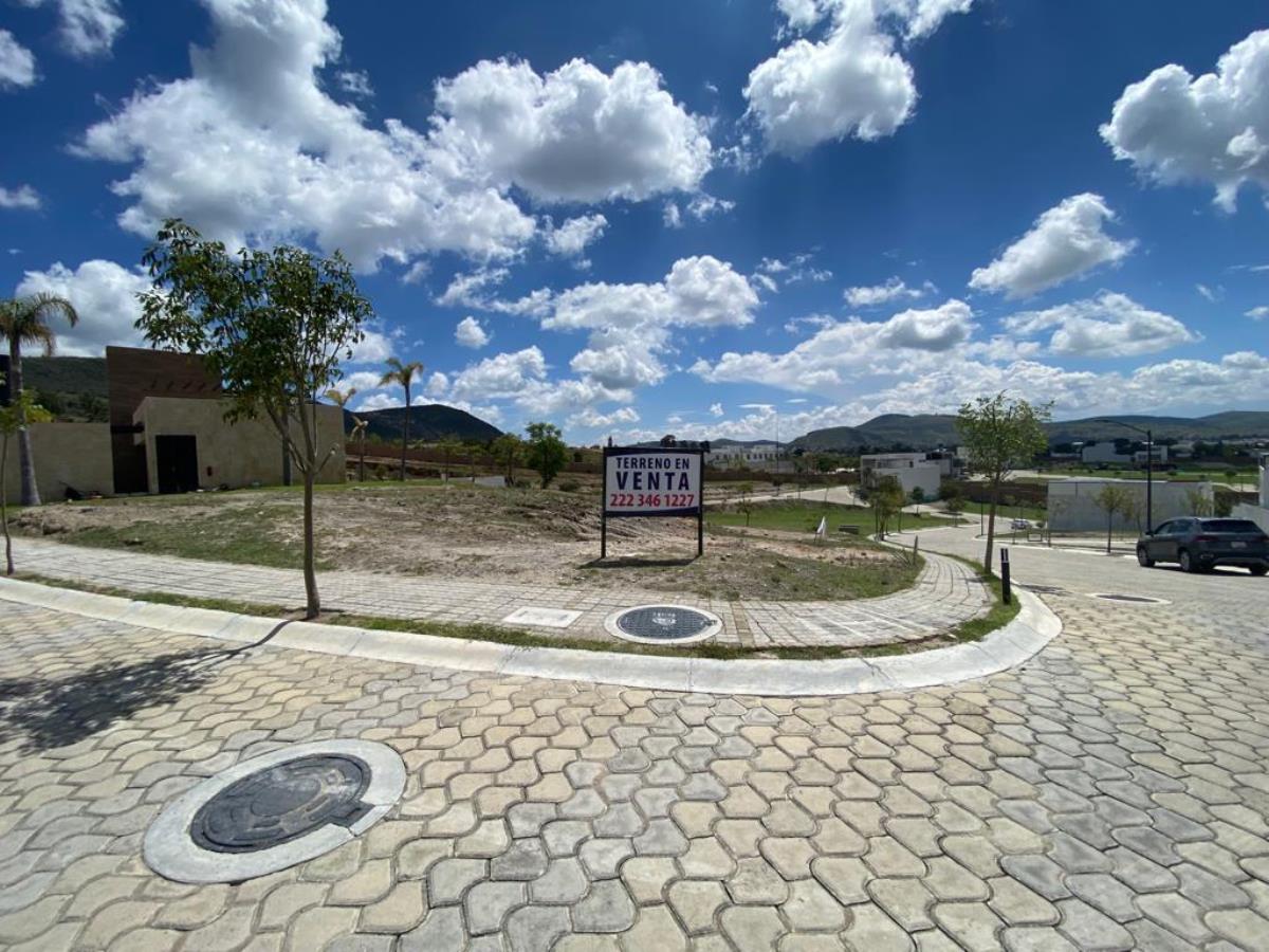 Terreno en venta en Lomas de Angelópolis, San Andrés Cholula — foto 1 de 8