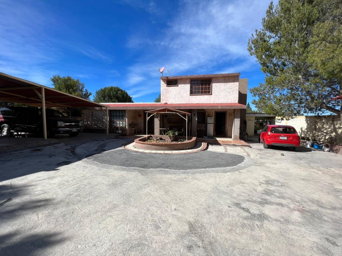 Casa en venta en Lomas de Lourdes, Saltillo — foto 1 de 47