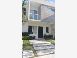 Casa en venta en El Manantial, Corregidora — foto 2 de 23