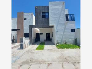 Casa en Las Puertas del Desierto, Torreón, Coahuila de Zaragoza