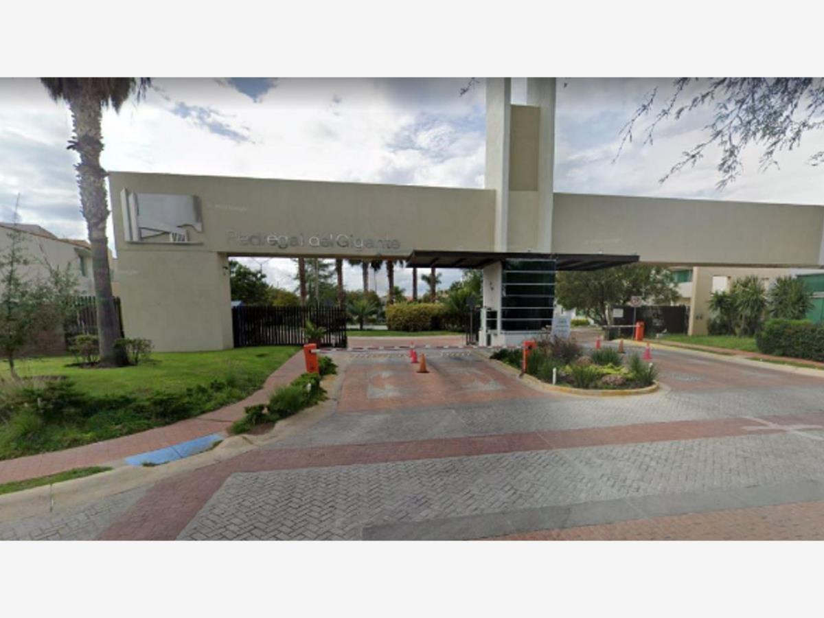 Casa en venta en Pedregal del Gigante, León