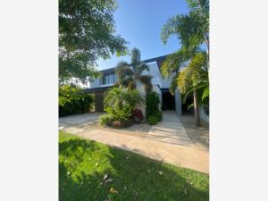 Casa en renta en Yucatán Country Club, Mérida — foto 2 de 34