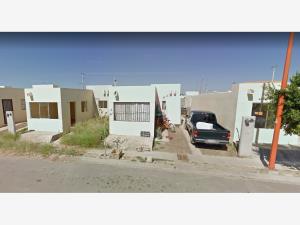 Casa en venta en Villas de San Miguel, Nuevo Laredo — foto 3 de 7