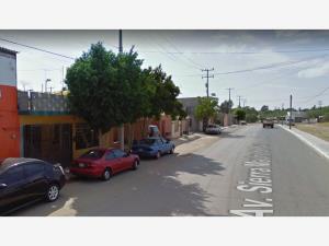 Casa en venta en Colinas del Sur, Nuevo Laredo — foto 3 de 7