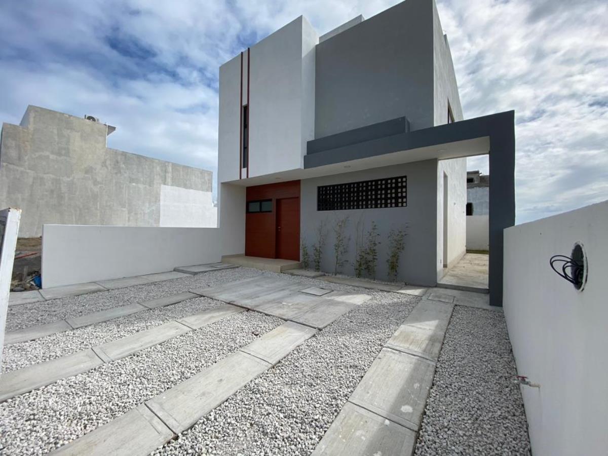 Casa en venta en Lomas de la Rioja, Alvarado — foto 1 de 8
