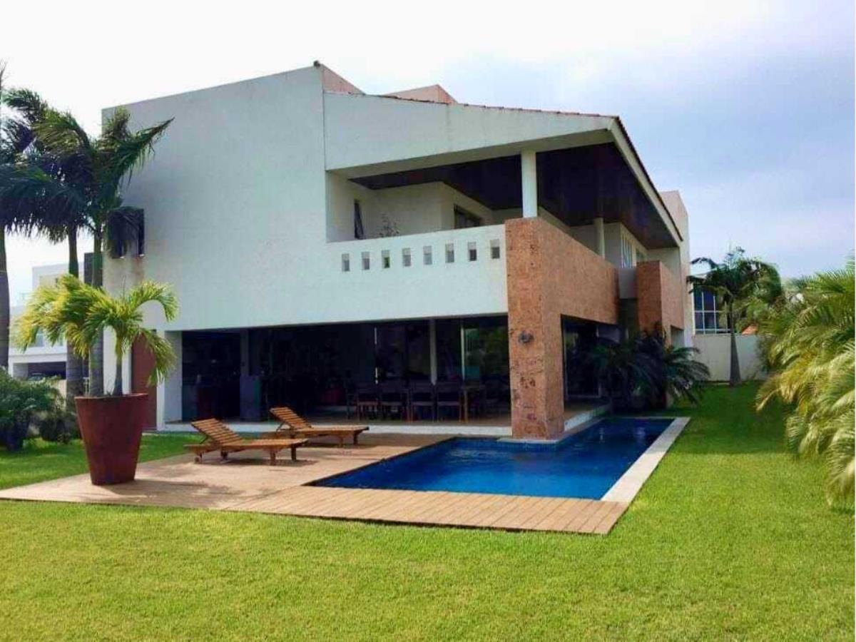 Casa en venta en Las Lomas Residencial, Alvarado — foto 1 de 6