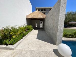 Casa en venta en Granjas del Marqués, Acapulco de Juárez — foto 2 de 25