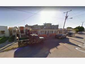Casa en venta en Villas de San Miguel, Nuevo Laredo — foto 2 de 6