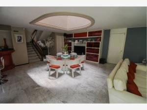 Casa en venta en Bosques de las Lomas, Cuajimalpa de Morelos — foto 2 de 14