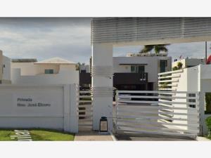 Casa en venta en Privanzas I, Victoria — foto 3 de 7