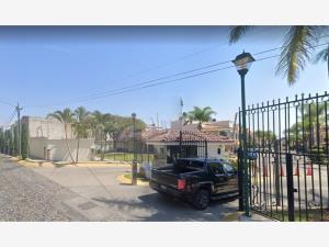 Casa en venta en Residencial Haciendas Guadalupe, Zapopan — foto 2 de 12