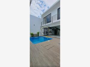 Casa en venta en Condominios del Bosque, Cuautla — foto 2 de 43