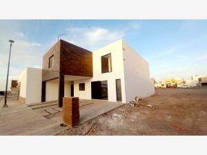 Casa en venta en Villas del Renacimiento, Torreón — foto 2 de 35