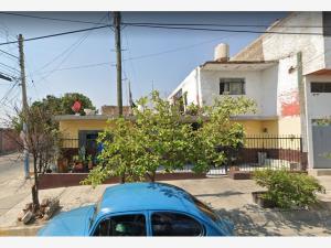 Casa en Villas de Guadalupe, Guadalajara, Jalisco