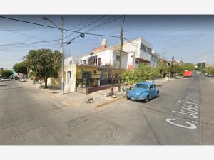 Casa en venta en Villas de Guadalupe, Guadalajara — foto 2 de 10