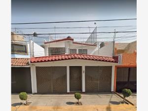 Casa en venta en Bosques de Aragon, Nezahualcóyotl — foto 2 de 16