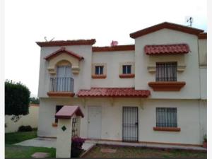 Casa en Villa del Real, Tecámac, México
