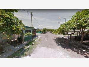 Casa en venta en Llanos de San José, Tecomán — foto 3 de 5