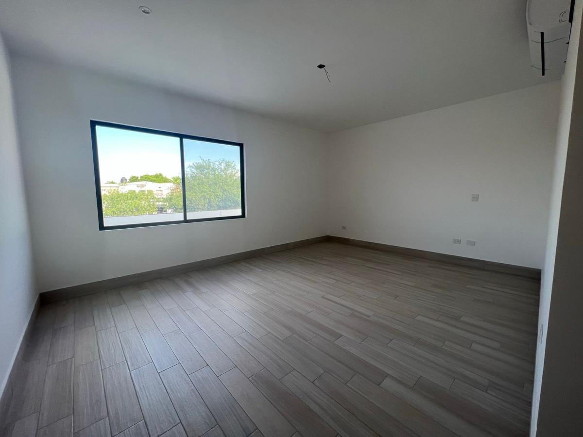 Casa en venta en Almeras, Torreón — foto 1 de 13