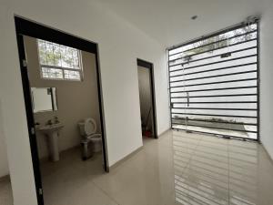 Consultorio en venta en San Jose del Cerrito, Morelia — foto 2 de 16