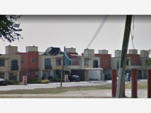 Casa en remate en Paseos del Río, Emiliano Zapata, Morelos
