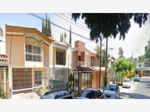 Casa en venta en Bosques de La Victoria, Guadalajara — foto 2 de 12