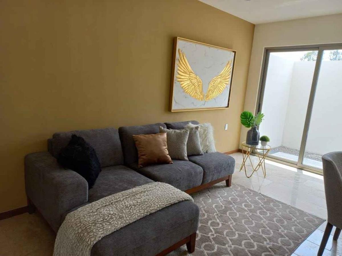 Casa en venta en Puerto de Buenavista, Morelia — foto 1 de 25
