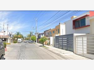 Casa en venta en Jardines Vallarta, Zapopan — foto 3 de 9
