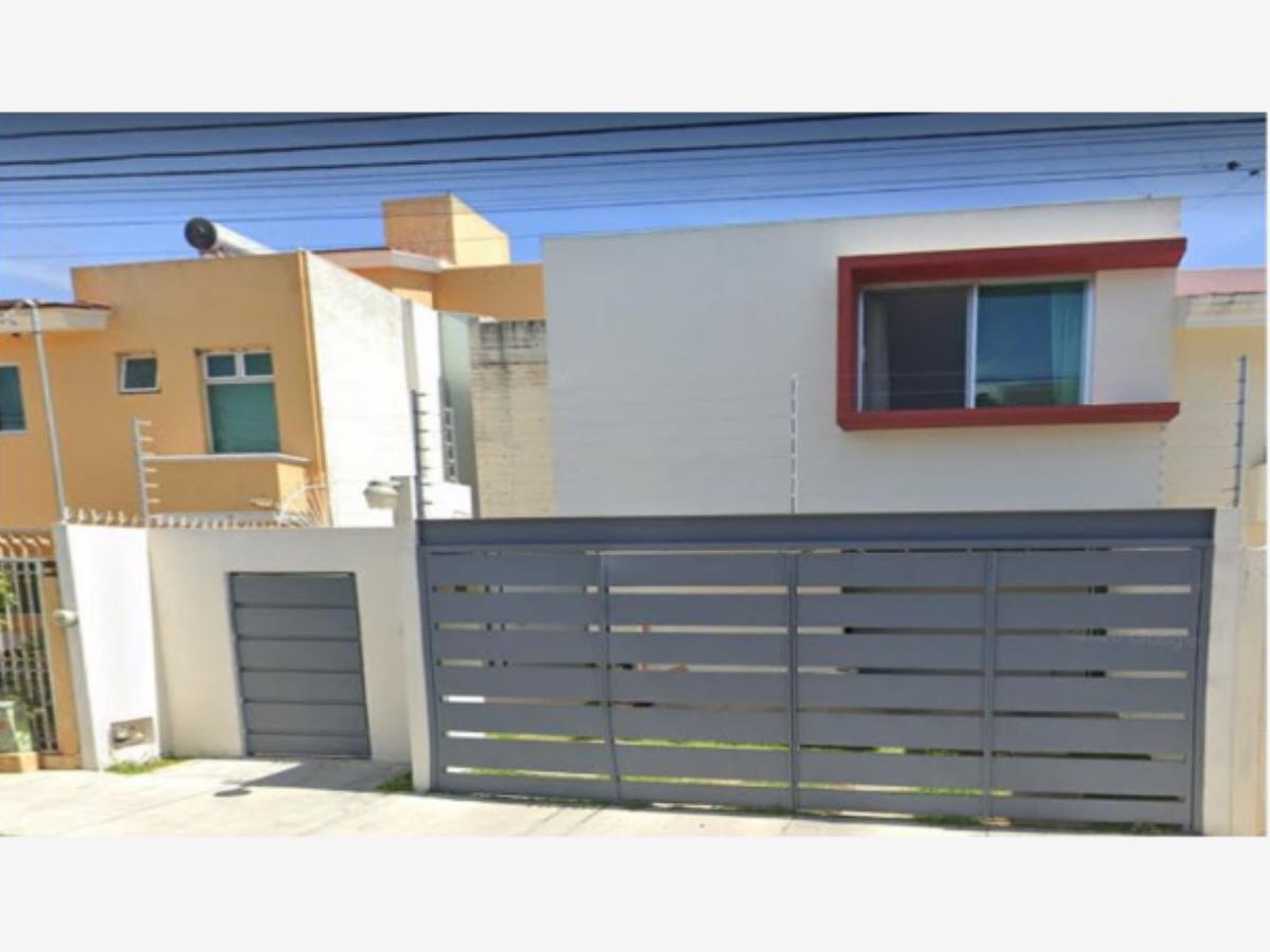 Casa en venta en Jardines Vallarta, Zapopan — foto 1 de 9