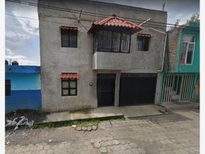 Casa en venta en Paracho de Verduzco Centro, Paracho — foto 2 de 8