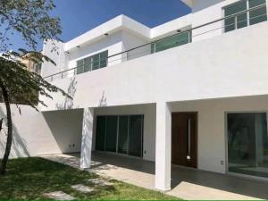 Casa en venta en Burgos Bugambilias, Temixco — foto 2 de 23