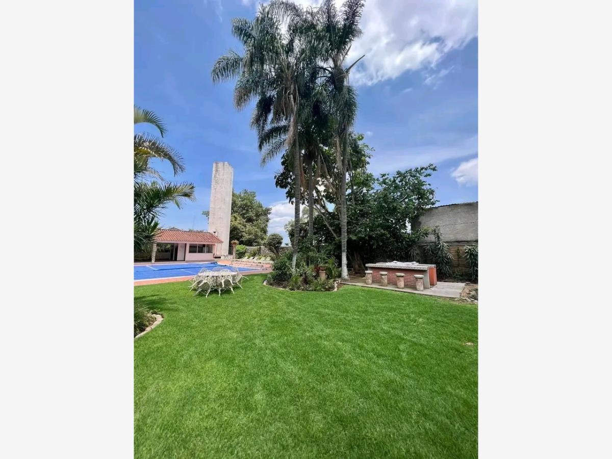 Casa en venta en Ocotepec, Cuernavaca — foto 1 de 35