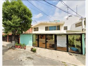 Casa en venta en Vergel del Sur, Tlalpan — foto 3 de 8