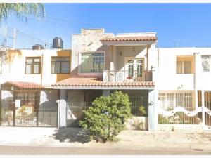 Casa en venta en Jardines de Guadalupe, Guadalajara — foto 2 de 11