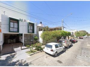 Casa en venta en Jardines del Country, Guadalajara — foto 3 de 11