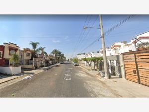 Casa en venta en Urbi Quinta Montecarlo, Tonalá — foto 3 de 16