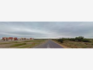 Casa en venta en Tulipanes, Nuevo Laredo — foto 3 de 5